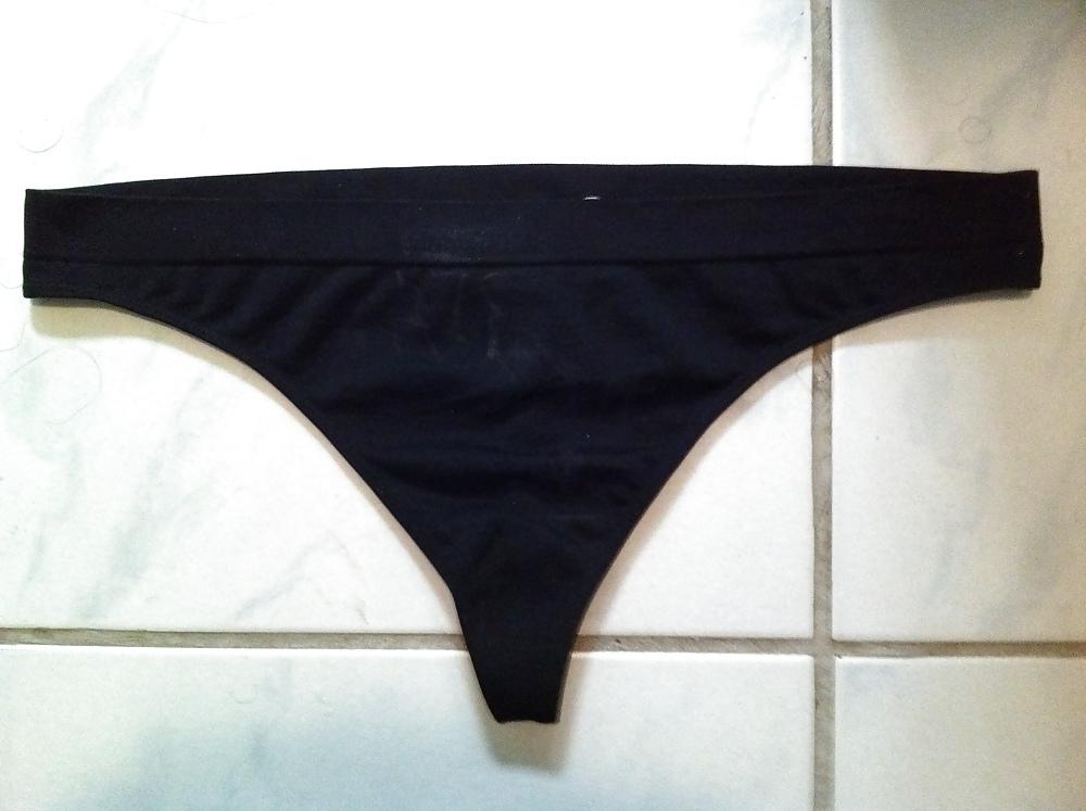 18P Thong of Sister