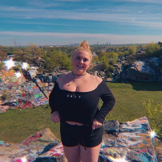 25P Huge tits TikTok Thot