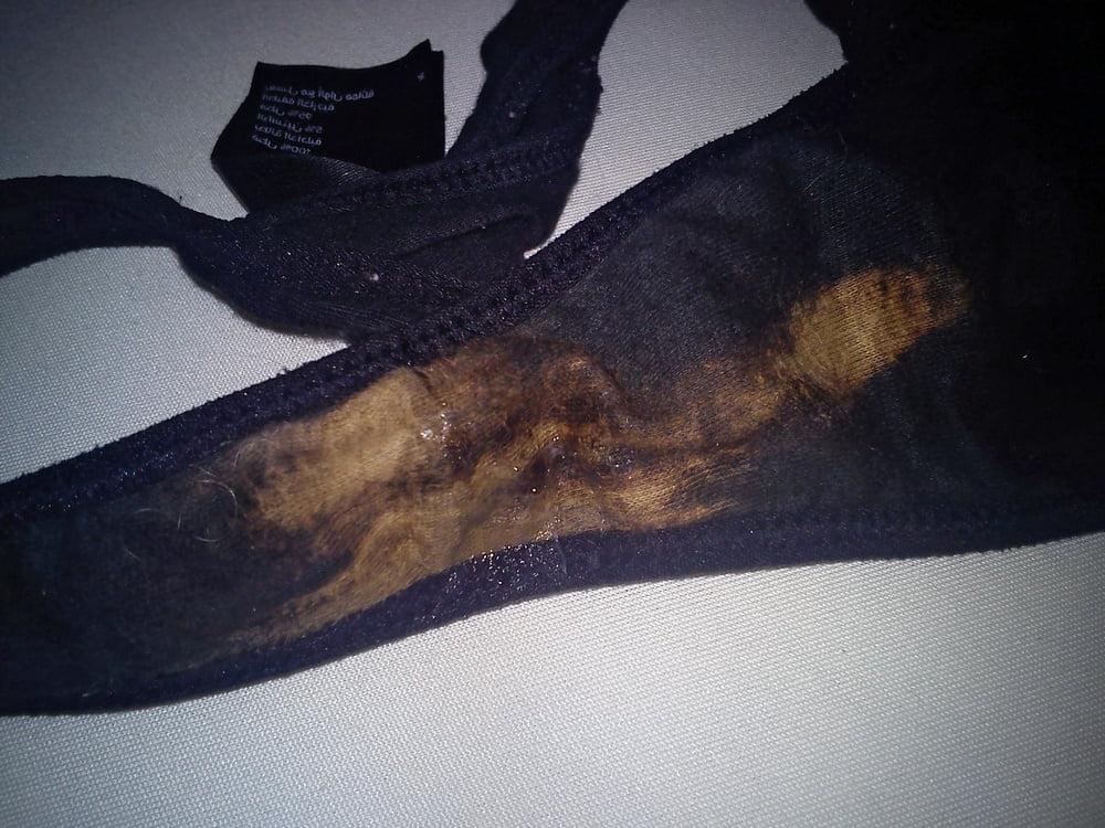 17P me lifting my 18YO daughters skirt hot panties