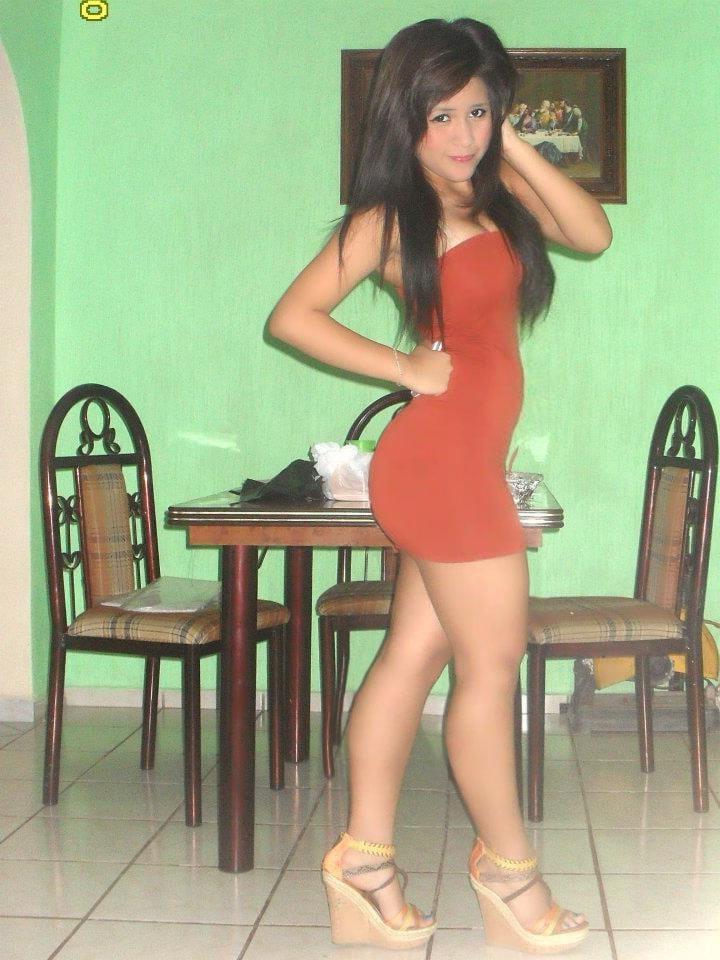 8P Mini skirt Teen