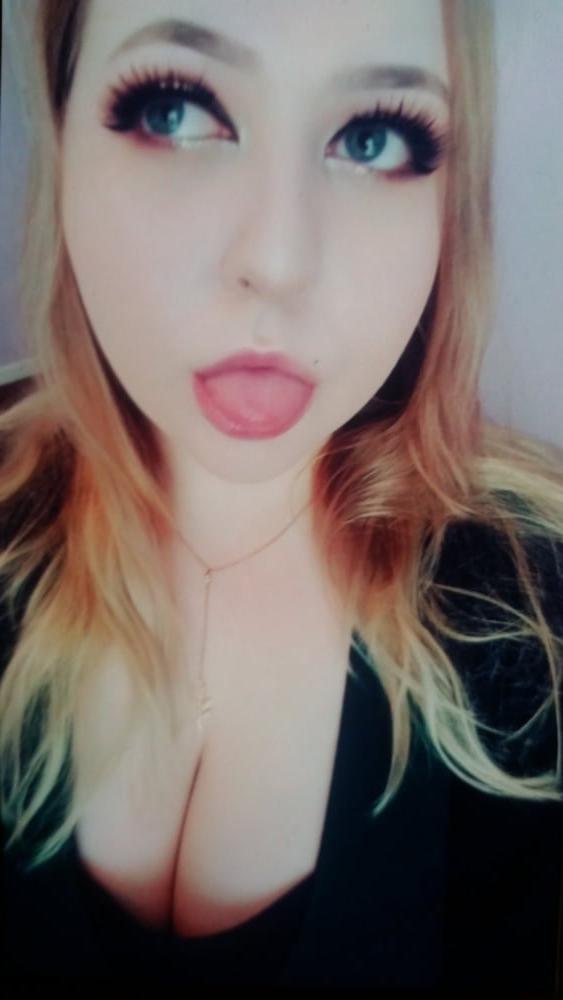 16P Allisons and her huge udders.