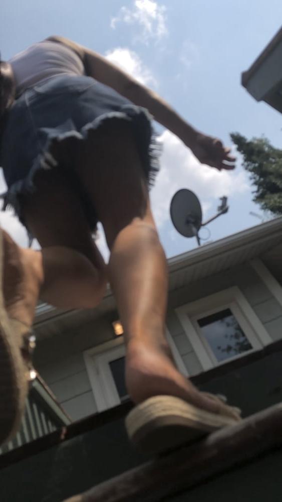 15P Upskirt milf jean skirt