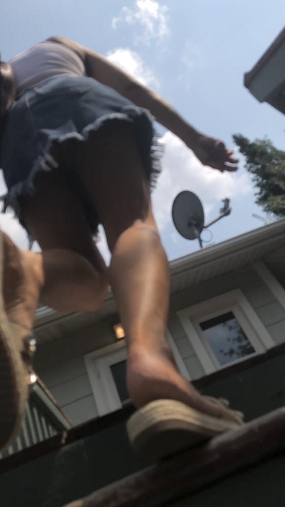 15P Upskirt milf jean skirt