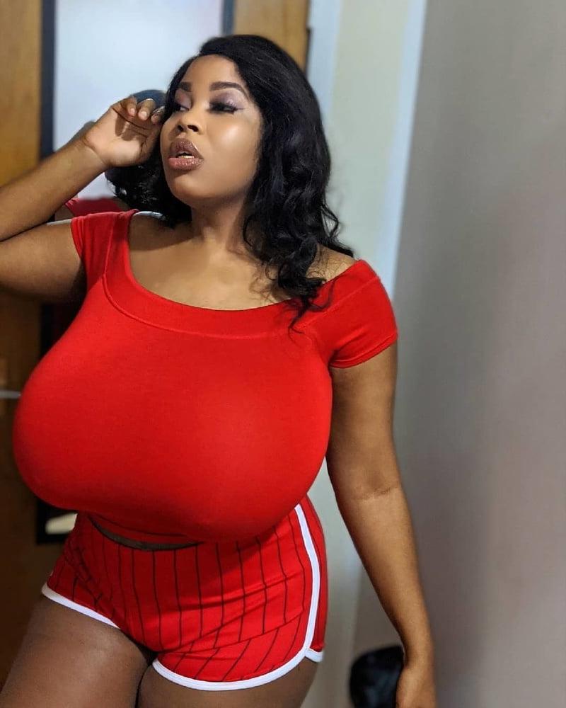 25P Huge Boobs During Covid-19