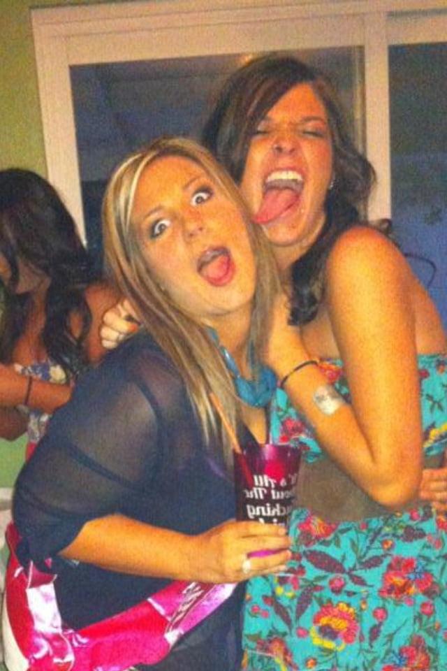25P I can't resist a long tongue slut