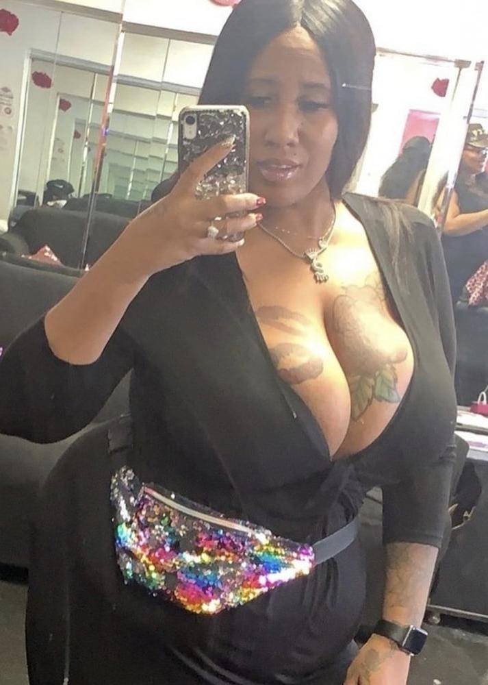9P huge tits