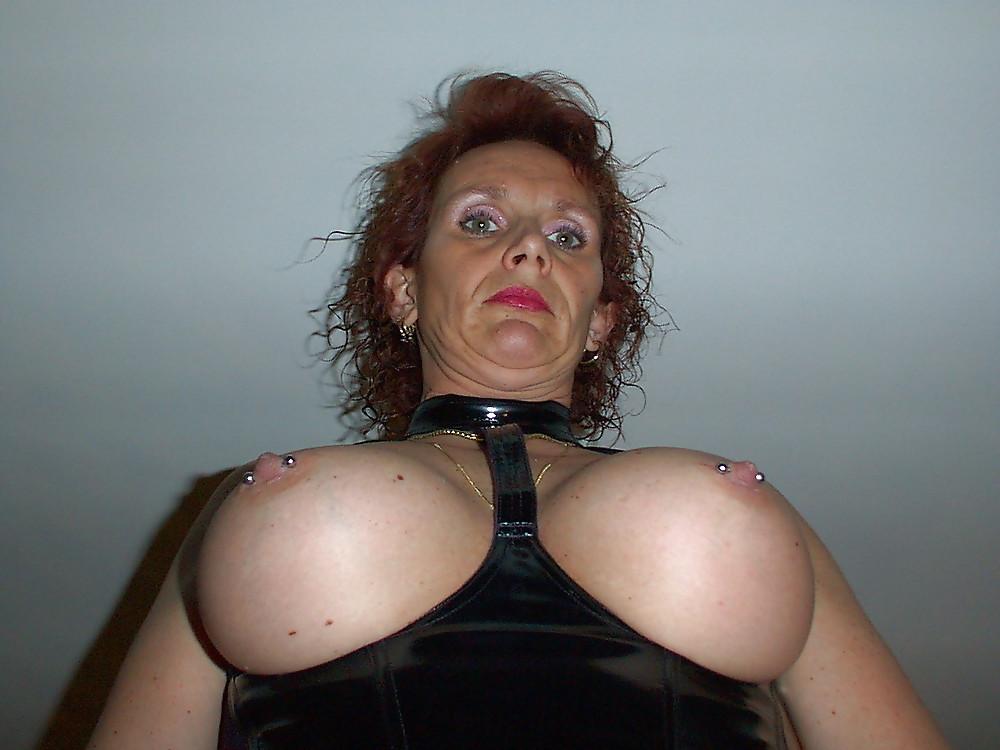 25P Slave Wife From,SmutDates