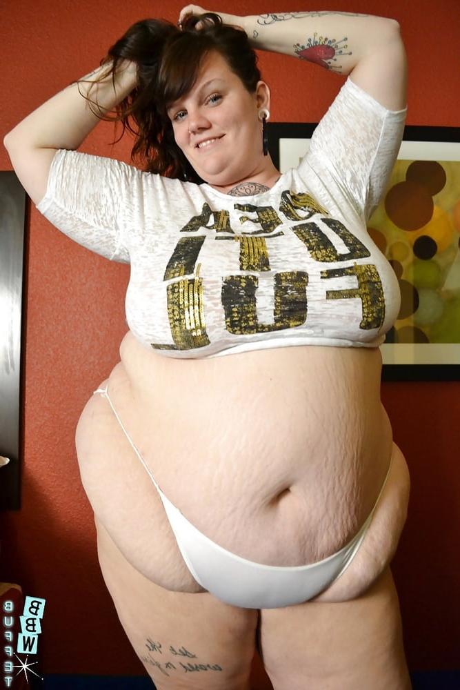 25P Ssbbw huge panties trobing desire