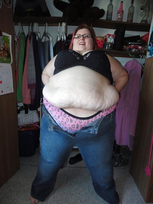 25P Ssbbw huge panties trobing desire