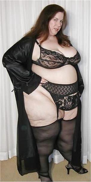25P Ssbbw huge panties trobing desire