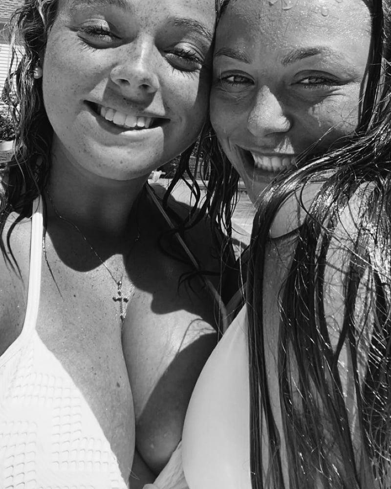 25P Beautiful babe and her huge knockers