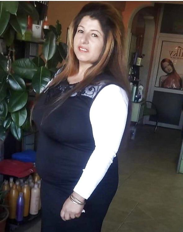 20P Turkish Muslim Mature Hijab - HUGE BOOBS Milf (NON-Porn)