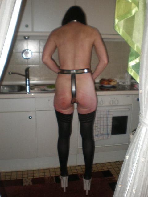 22P Female slave in chastity