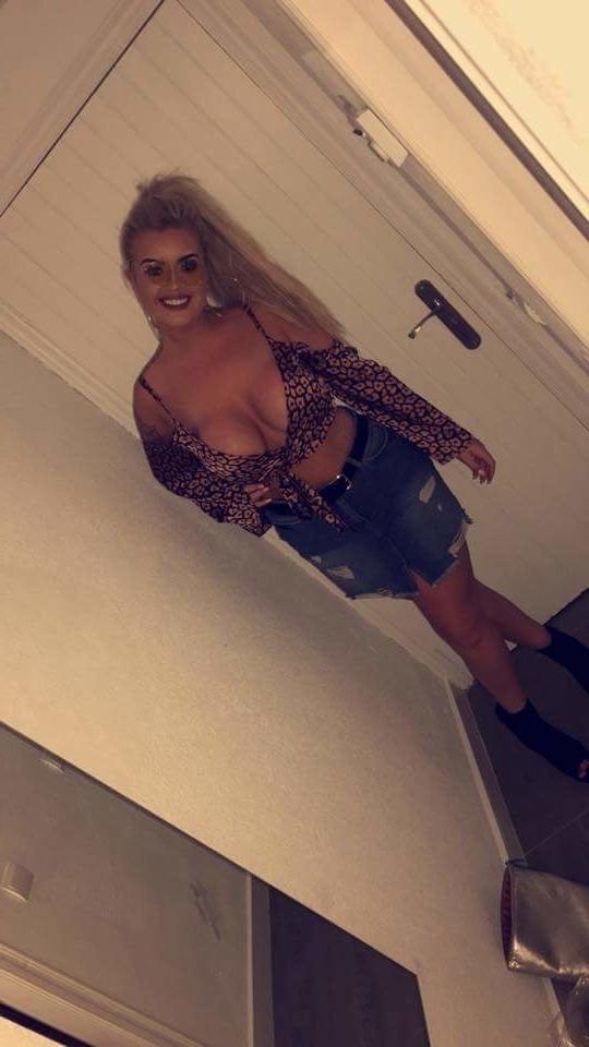 25P Jane Park Scottish Edinburgh Chav cock teaser huge tits