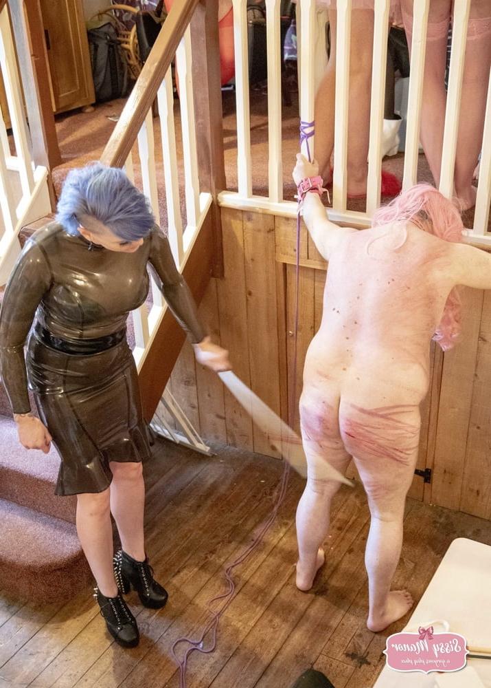 25P Sissy Manor (Mega)