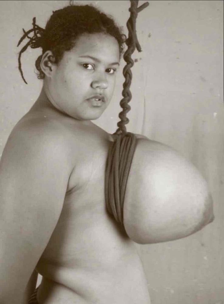 12P Huge tits