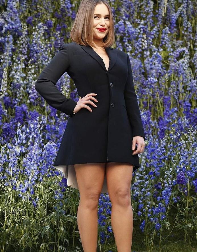 25P Emilia Clarke - from fatty to slim slut