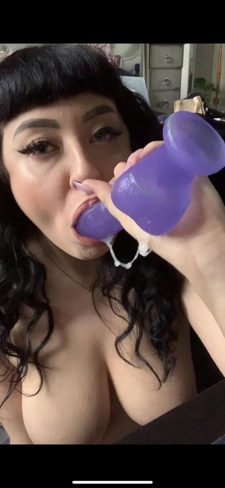 25P Rachel and her huge tits