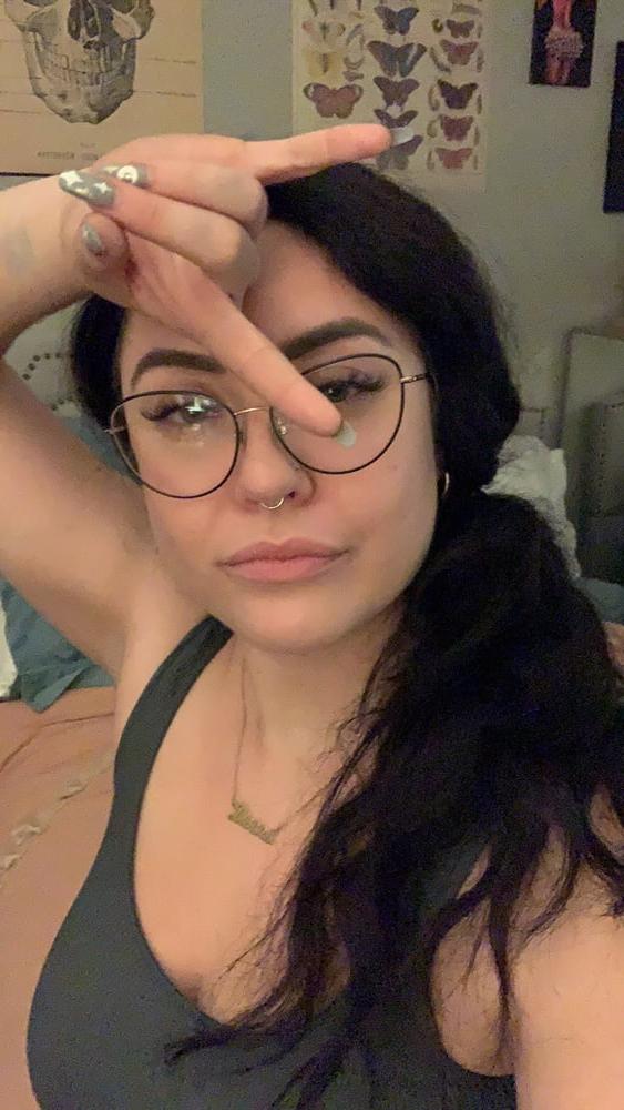 25P Rachel and her huge tits