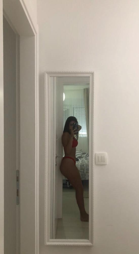 25P Brunette Pawg huge ass! How would you fuck?