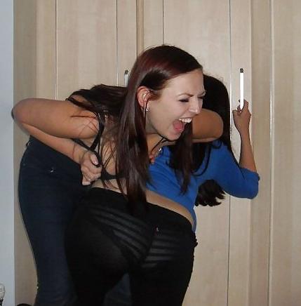 25P Facebook babe with HUGE ass