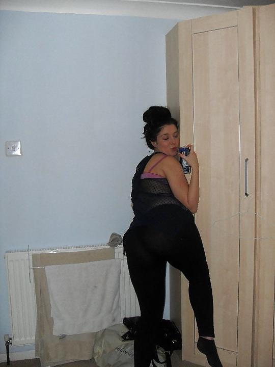 25P Facebook babe with HUGE ass