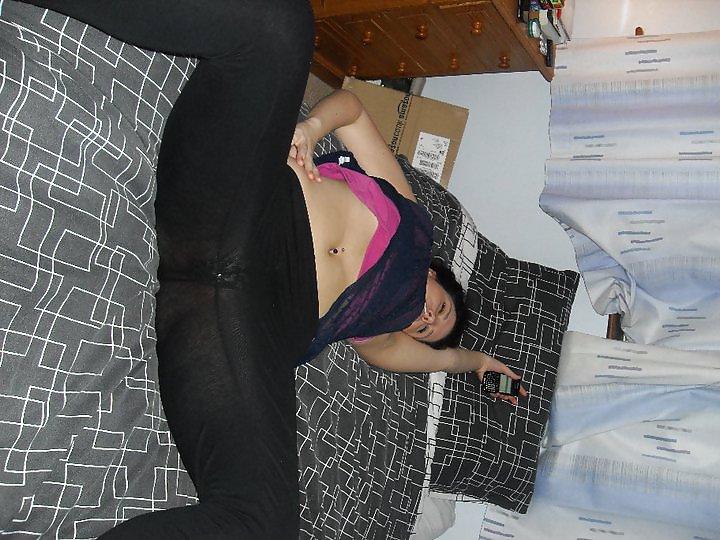 25P Facebook babe with HUGE ass