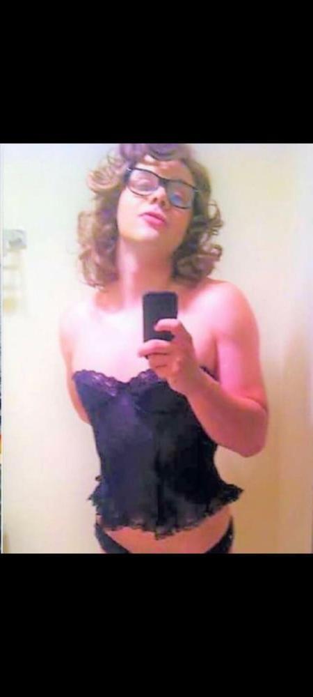 16P Sissy Brittany