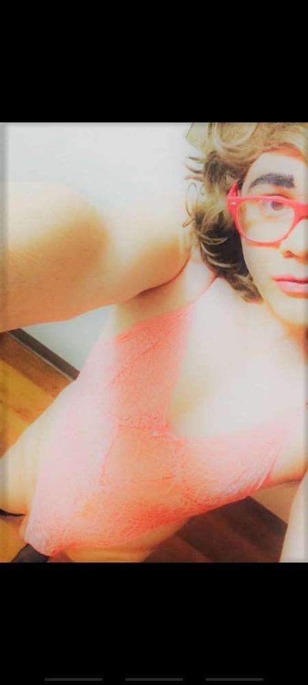 16P Sissy Brittany