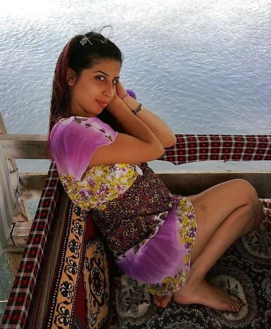 25P Genc anne milf turk naylon coraplar skirt joven