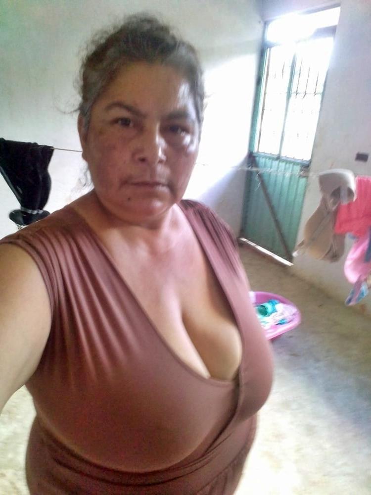 25P Genc anne milf turk naylon coraplar skirt joven