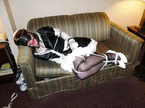 25P Sexy Sissy Maids