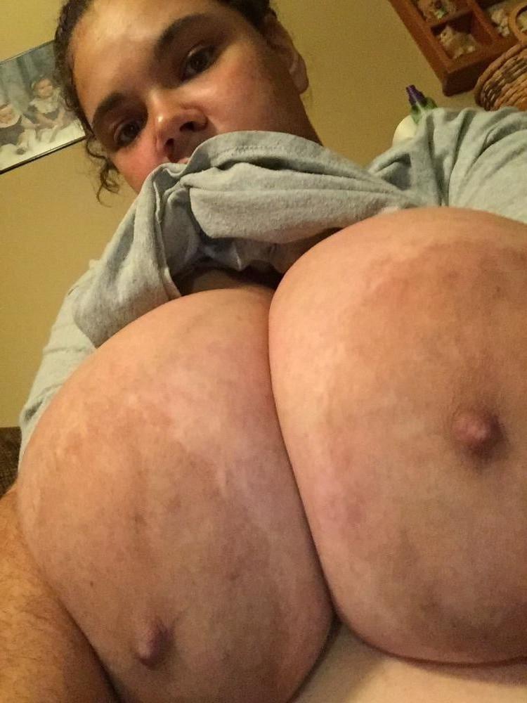 25P Huge Tits Huge Ass3