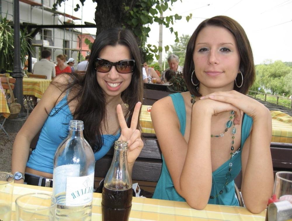 25P Laura - hot slim brunette with great tits