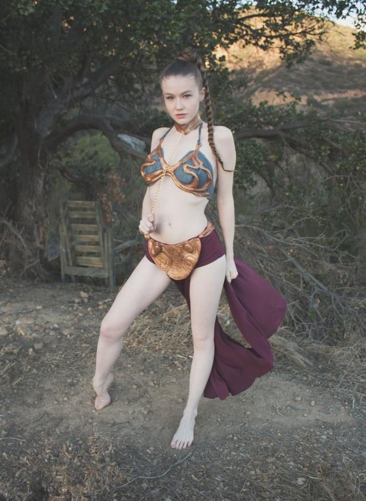 25P Emily - Sexy Slave Leia