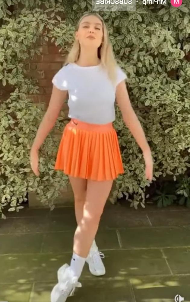 6P Perry Edwards sexy orange pleated mini skirt