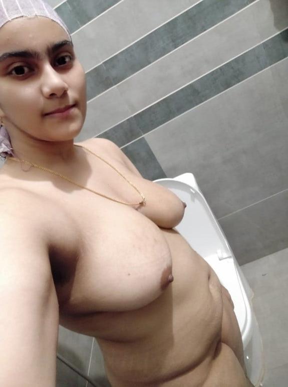 20P Areej Jamil From Faislabad Huge Milks