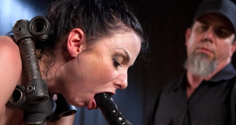 25P Blowjob training for slave girls.