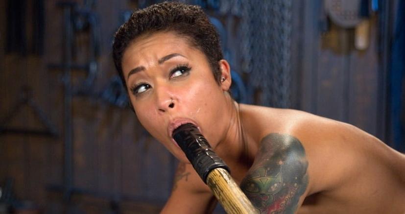 25P Blowjob training for slave girls.
