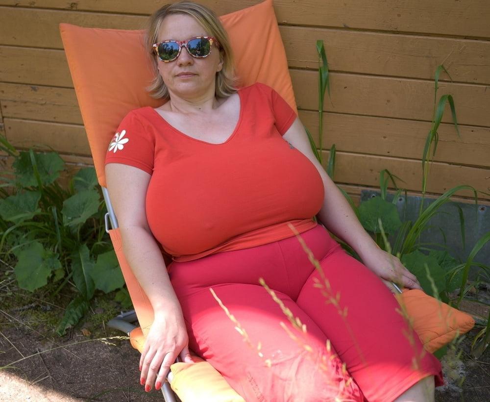 25P Huge titties on sexy Russian