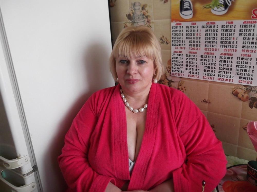 25P Huge boobs (not naked)