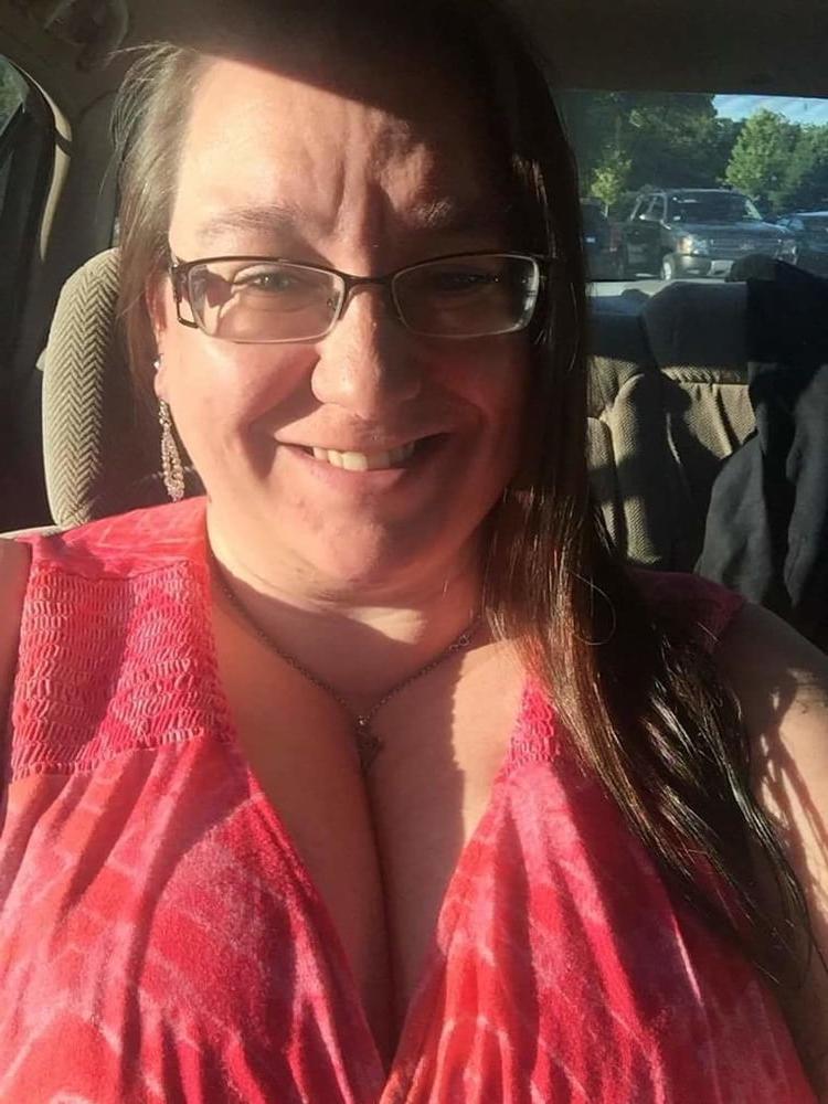 25P 44h huge milf knockers