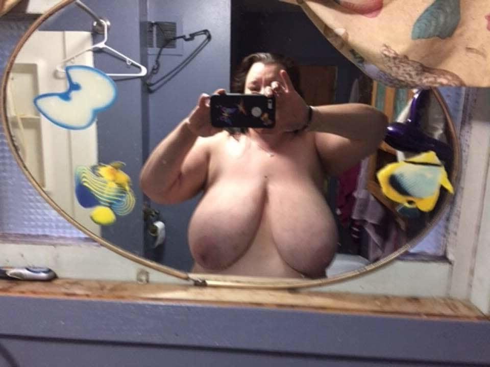25P 44h huge milf knockers
