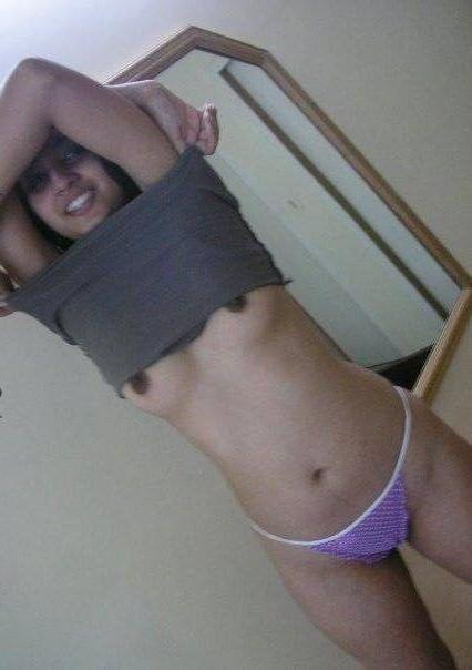 25P Nisha Slim Sexy Girl