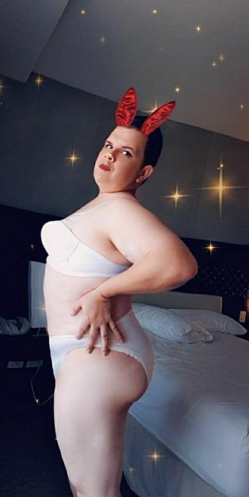25P Chubbylingerie sissy faggot exposed