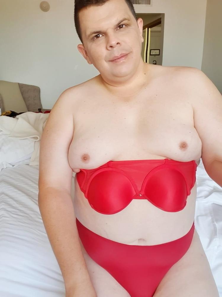 25P Chubbylingerie sissy faggot exposed