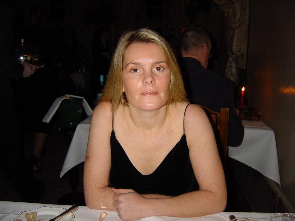 25P Sexy slim blonde MILF Carla - Enjoy!