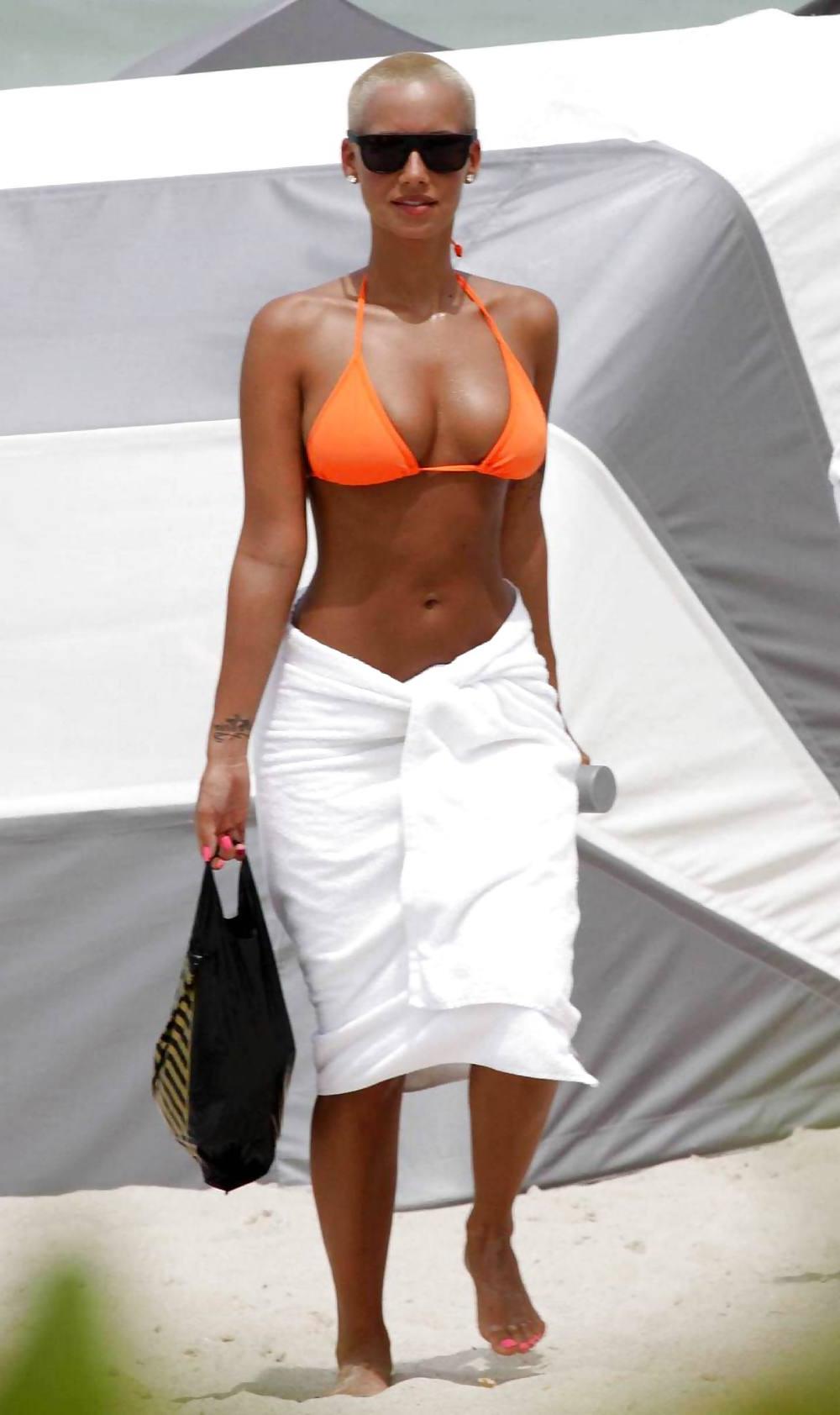 25P Best of Amber Rose - Big Booty Bitch