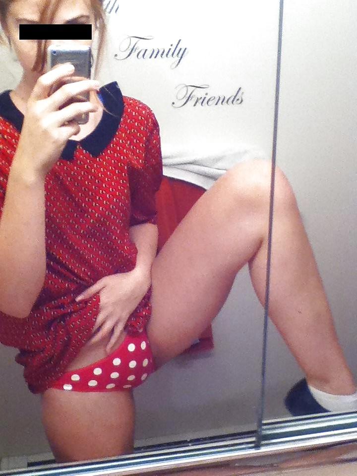 25P Skinny Slut Val