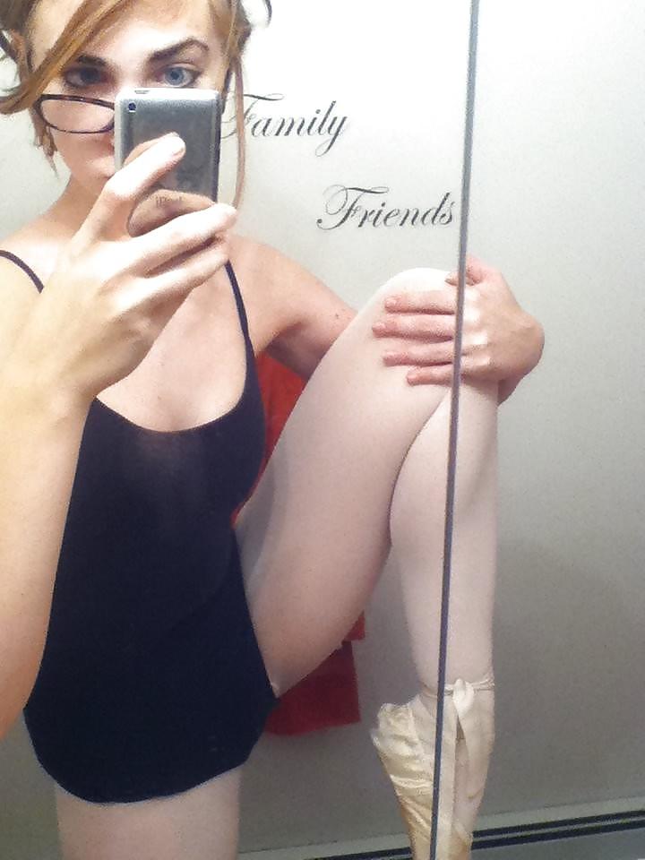25P Skinny Slut Val